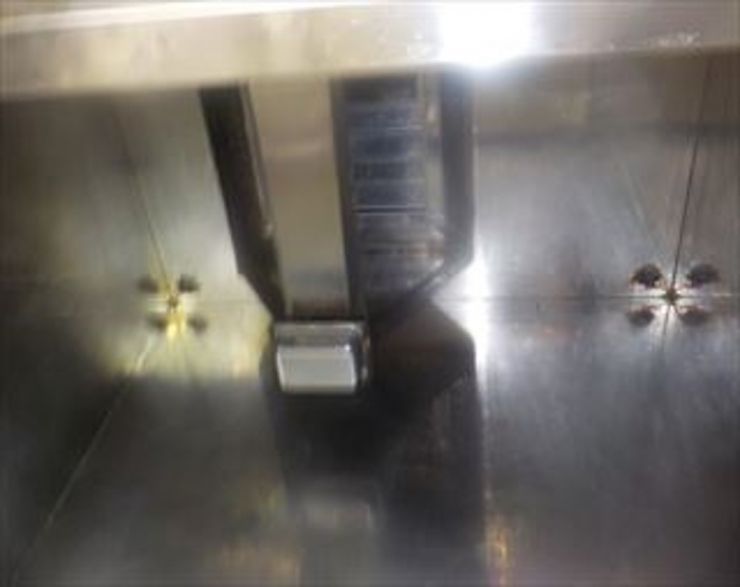 Vバンク・グリスフィルター清掃後 Vバンク・グリスフィルター清掃後