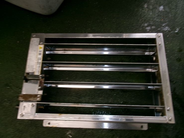 防火ダンパー清掃後 防火ダンパー清掃後