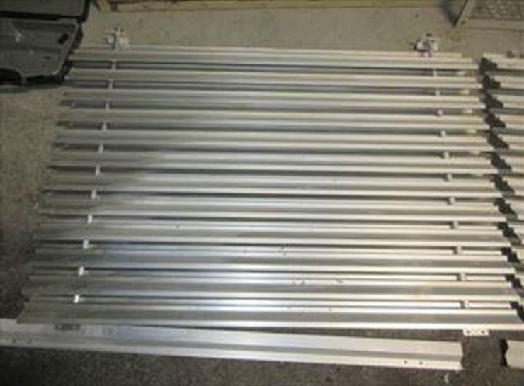 屋外ガラリEA清掃後 屋外ガラリEA清掃後